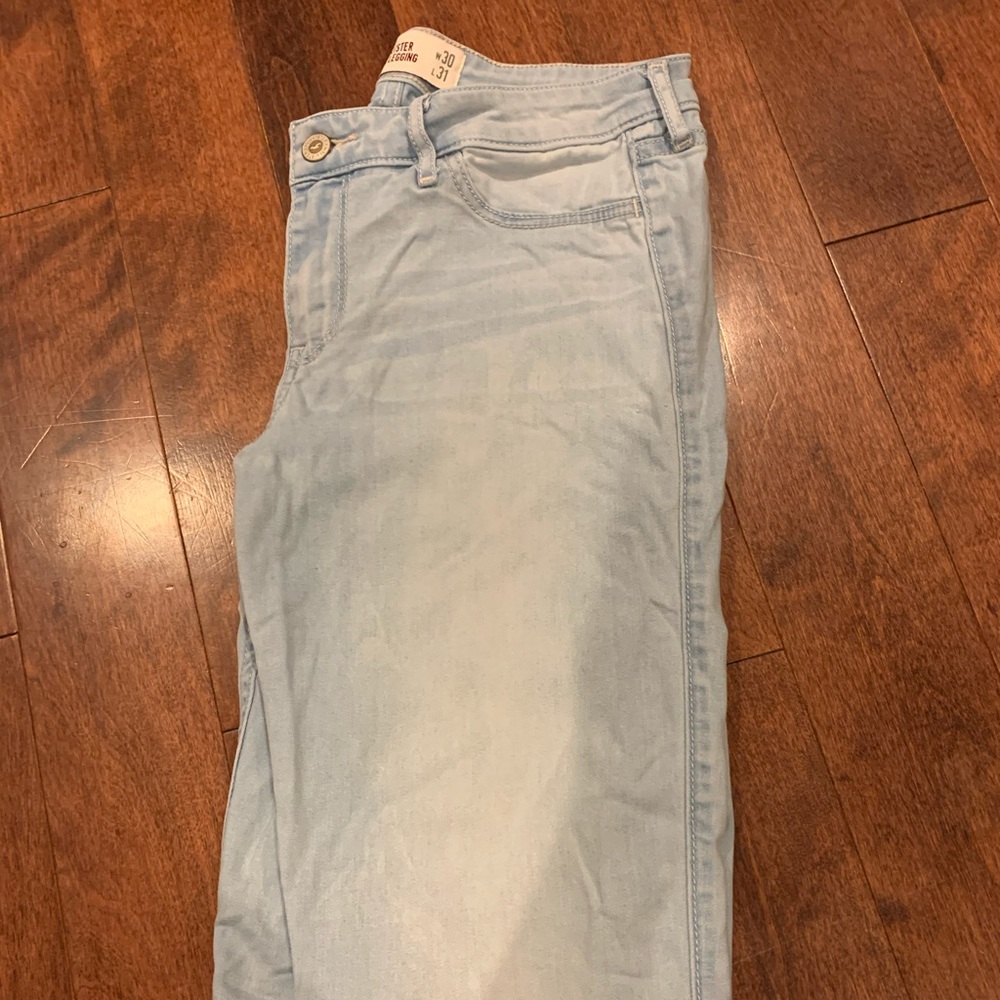 Hollister whitewash jeans